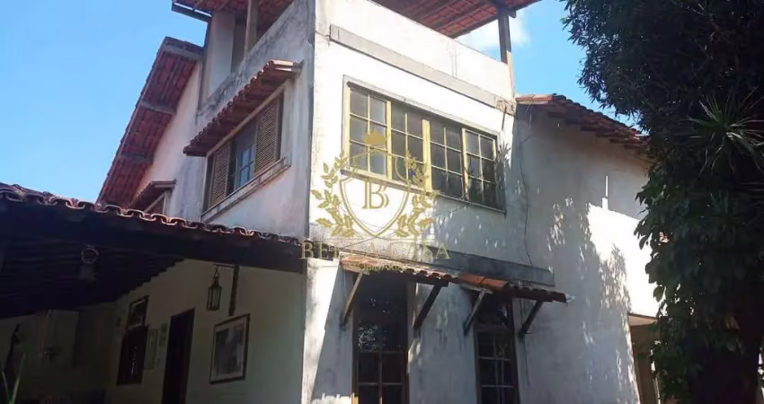 Casa com piscina, vista para lago e espaço gourmet em araruama - alto da boa vista (4 quartos, 2 suítes)