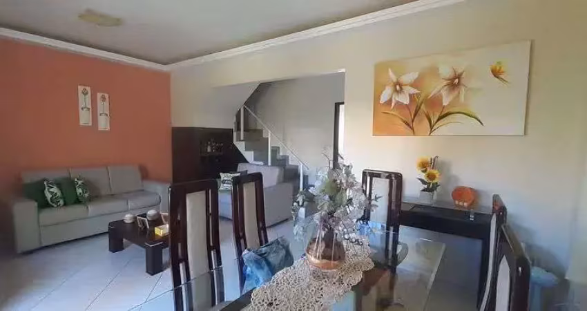 Casa duplex 3 qts c/suíte MOBILIADA Cabo Frio - Peró Próx a Praia e centro