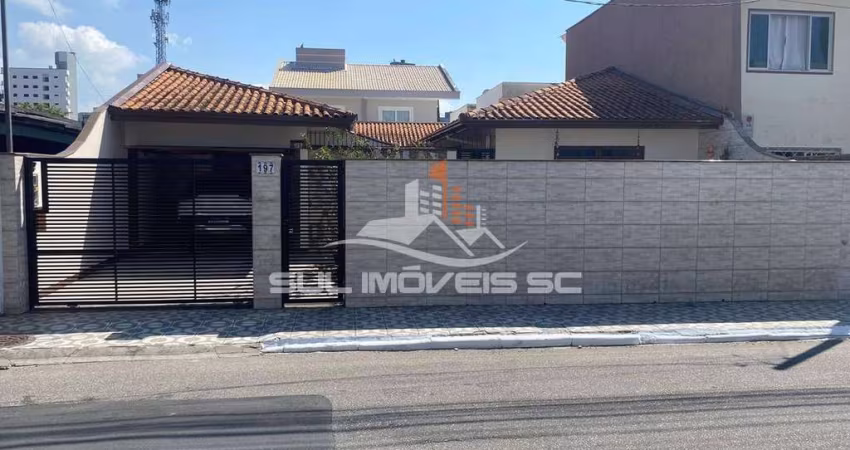 Linda Casa no bairro Fazenda