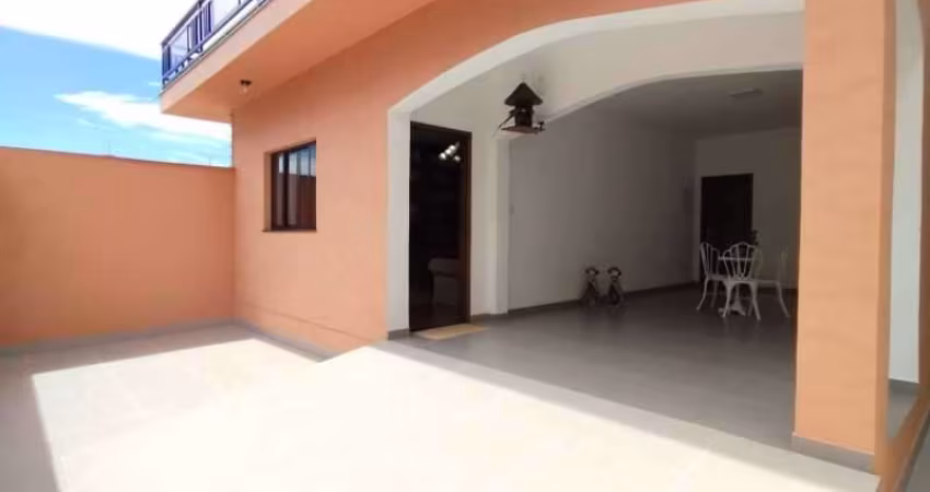 Casa com 4 quartos à venda na Rua General Mário Xavier, Teixeiras, Juiz de Fora