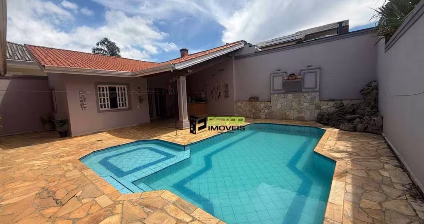 Casa com 3 dormitórios à venda, 343 m² por R$ 1.850.000 - Vila Santista - Atibaia/SP