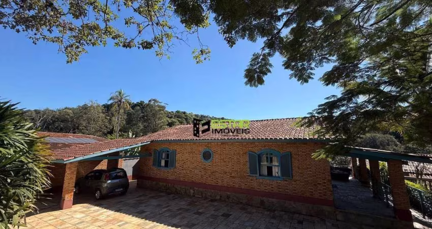 Chácara com 2 dormitórios à venda, 4400 m² por R$ 1.380.000,00 - Jardim Estância Brasil - Atibaia/SP