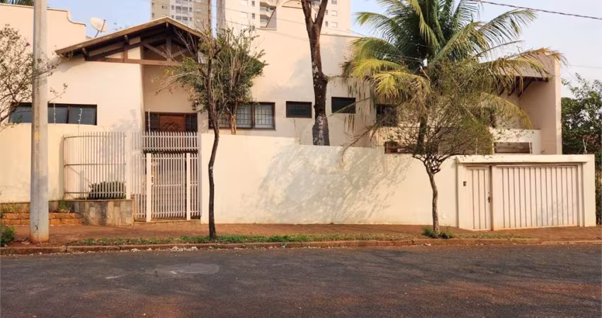 Casa com 3 quartos à venda ou para locação em Jardim Morumbi - SP