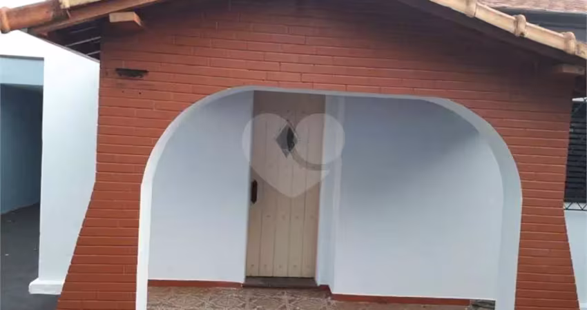 Casa com 3 quartos à venda na Prudente De Moraes, Centro, Araraquara