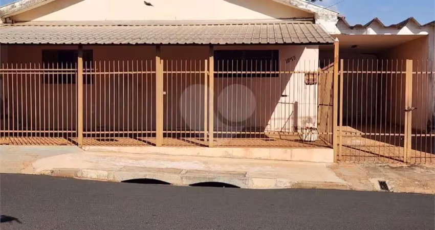 Casa com 2 quartos à venda na Geraldo De Campos Barros, Centro, Araraquara