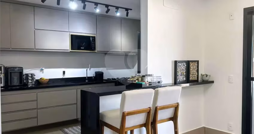 Apartamento com 3 quartos à venda na Cristóvão Colombo, Centro, Araraquara