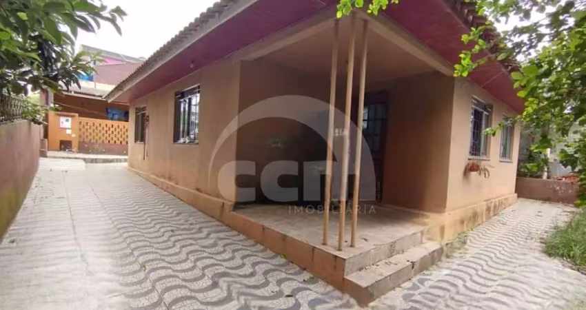 Casa à venda na Rua Tobias Gumercindo do Valle, Colônia Dona LuÍza, Ponta Grossa
