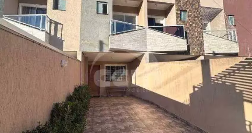 Sobrado para aluguel, 2 quartos, 1 vaga, contorno - ponta grossa/pr