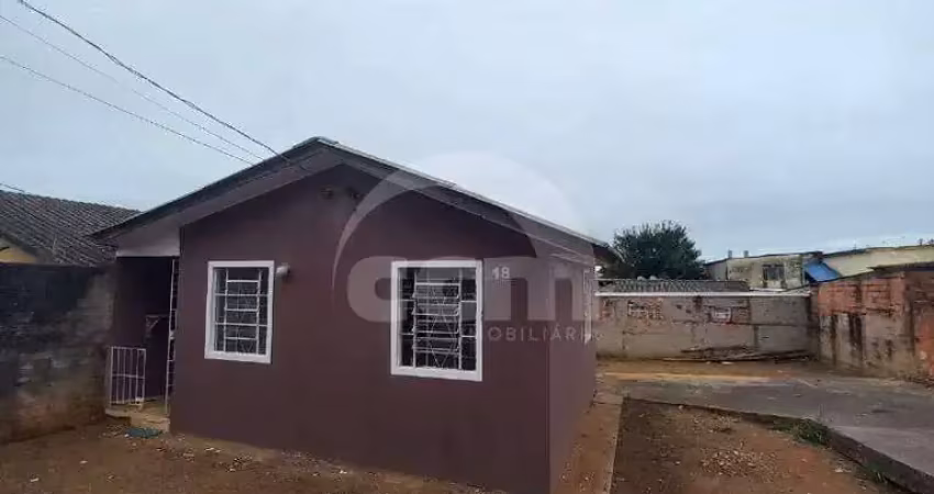 Casa à venda na colônia dona luiza – terreno amplo!
