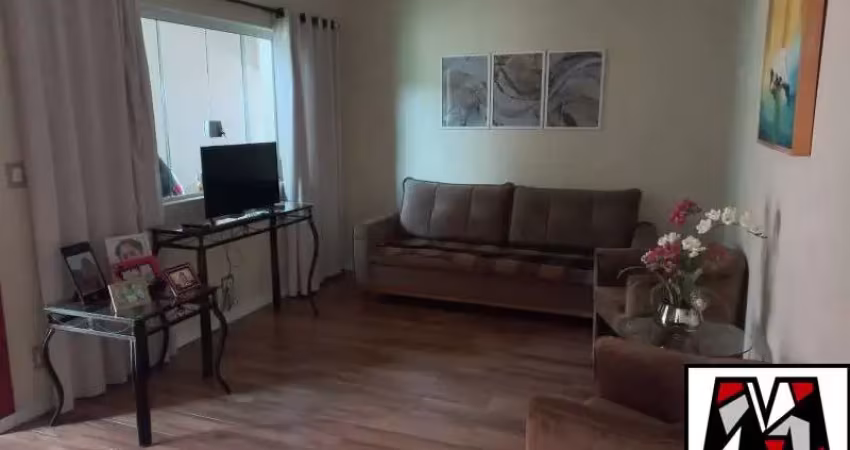 Casa térrea na vila progresso, com três suítes permuta por apartamento, financiável.