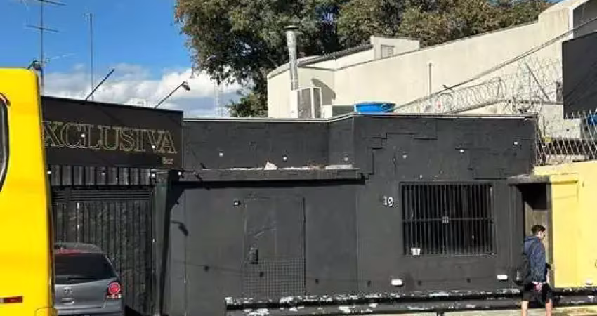 Prédio comercial no vianelo com 1 salão para fins comerciais, bem localizado e aceita financiamento