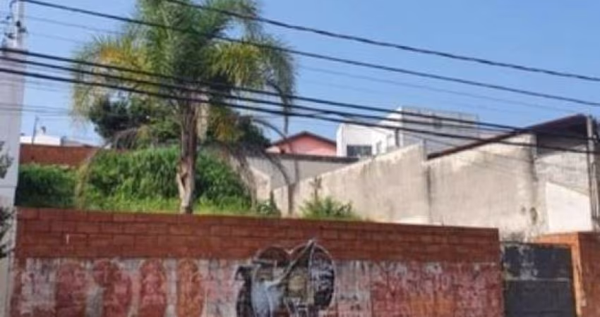 Terreno em aclive em ótima localização no Jardim Paulista I em Jundiaí