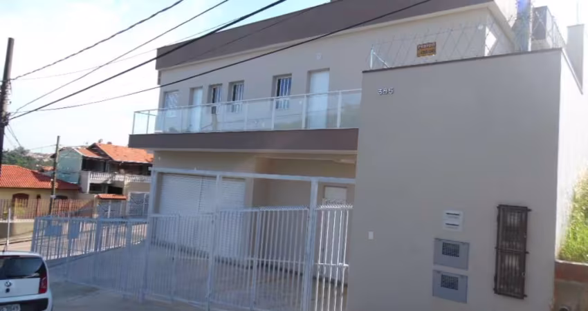Salão comercial + 2 apartamentos