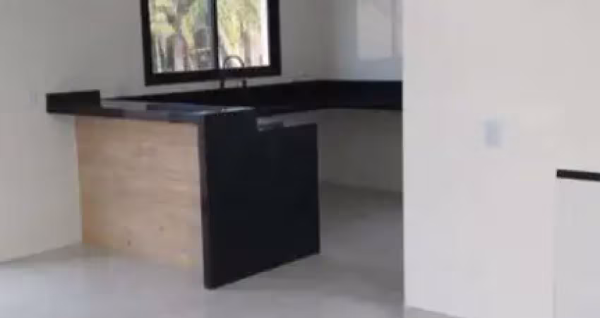Casa nova de fino acabamento condomínio fechado bairro medeiros financiável