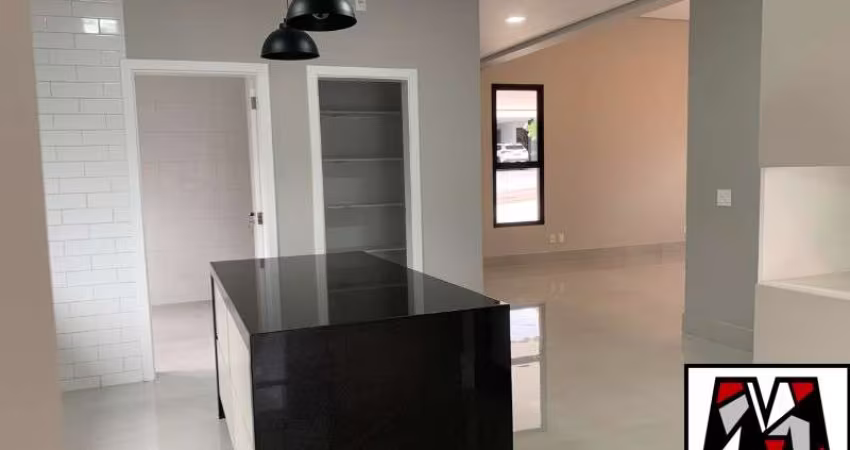 Casa totalmente Térrea em Condomínio Fechado, nova, alto padrão, com piscina
