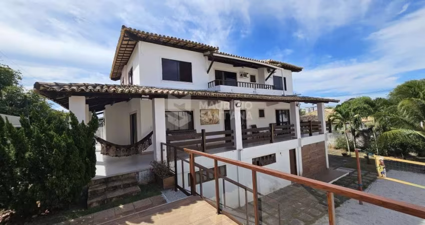 Casa de  5/4 sendo 4 suítes  em Vilas do Atlântico