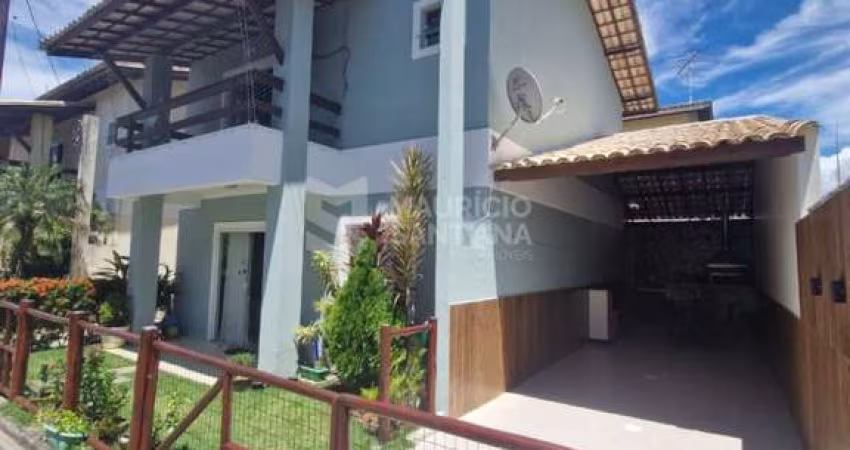 Casa 4/4, sendo 1 suíte em condomínio - Buraquinho