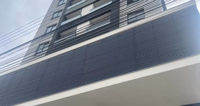 LINDO APARTAMENTO NO CENTRO DE BALNEARIO PIÇARRAS