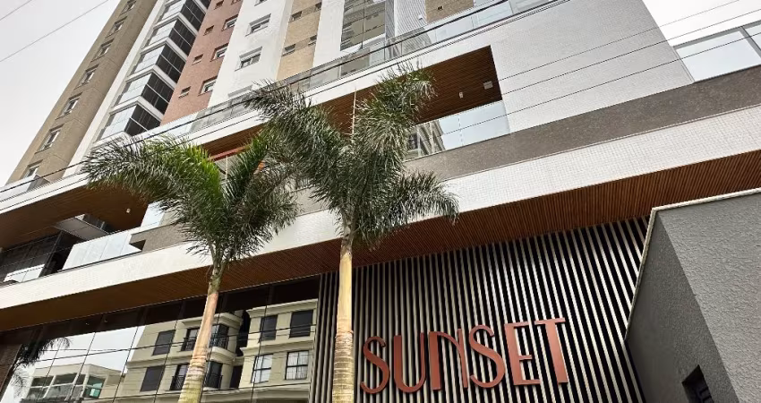 apartamento frente mar com tres suites vista definitiva