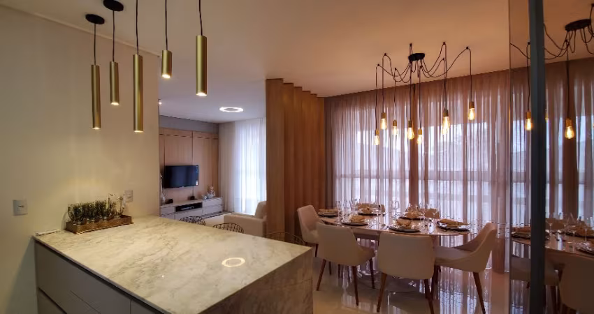 LINDO APARTAMENTO NO CENTRO DE BALNEARIO PIÇARRAS COM TRES SUITES .