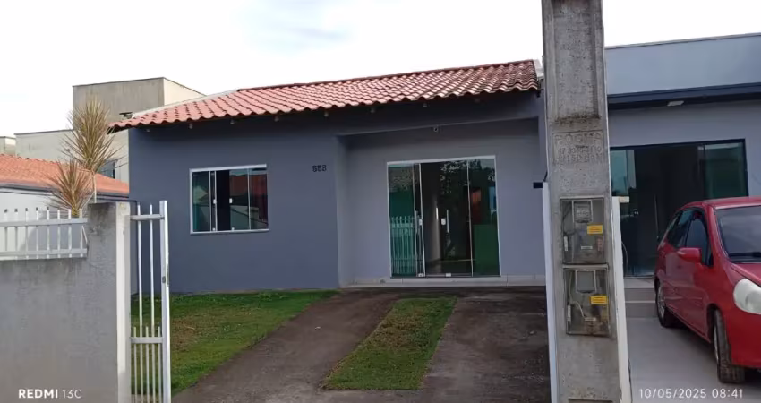 Otima casa no itacolomi com quintal pertinho da praia