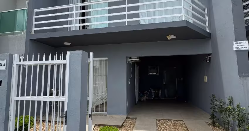 Sobrado no centro de balneario piçarras pertinho da praia mobiliado e decorado