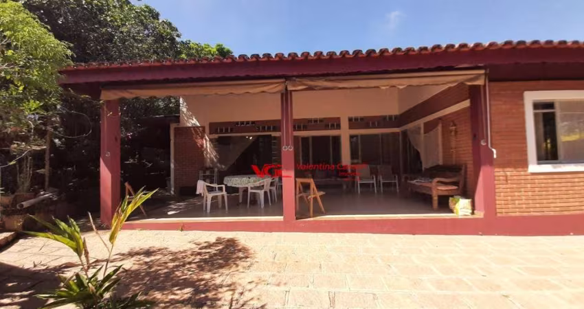 Sítio com 3 dormitórios à venda, 29000 m² por R$ 1.200.000,00 - Videiras - Indaiatuba/SP