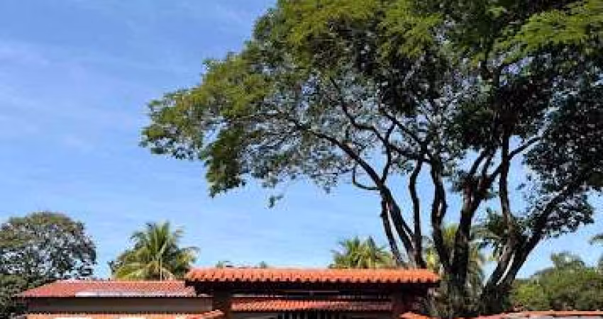 Linda Chácara no Vale das Laranjeiras