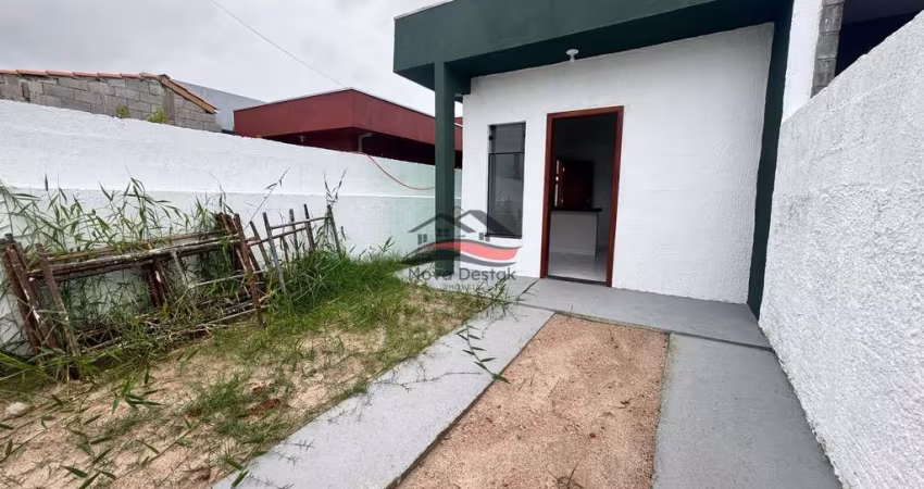 Casa à venda no bairro Balneário Mar Azul - Caraguatatuba/SP