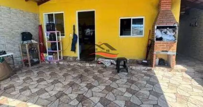 Casa à venda no bairro Getuba - Caraguatatuba/SP