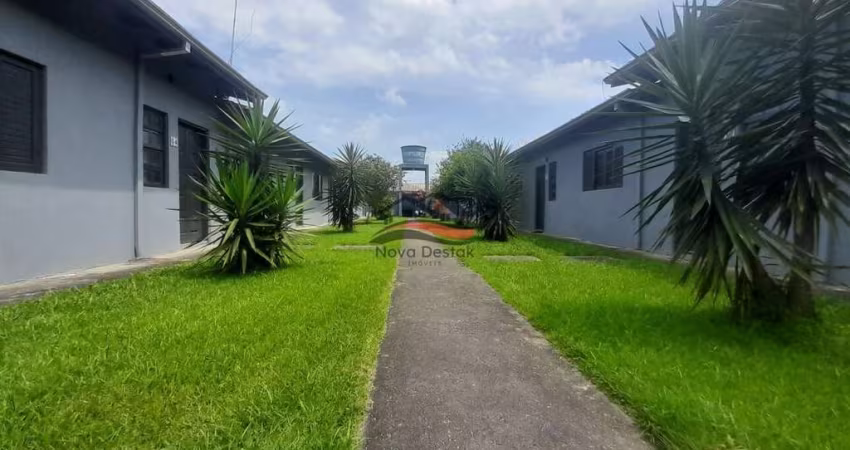 Casa à venda com 2 Quartos, Martim de Sá - Caraguatatuba