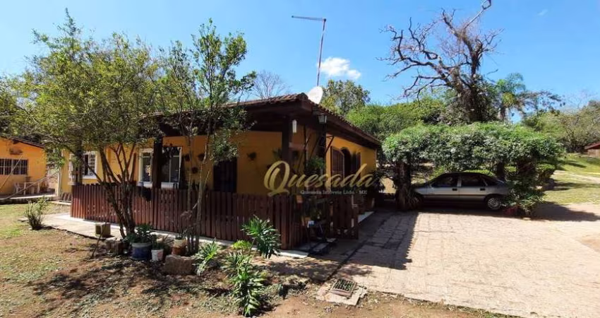 Sítio à venda, 2 casas, área gourmet, pomar, piscina, Recanto Itaboraí, Indaiatuba.