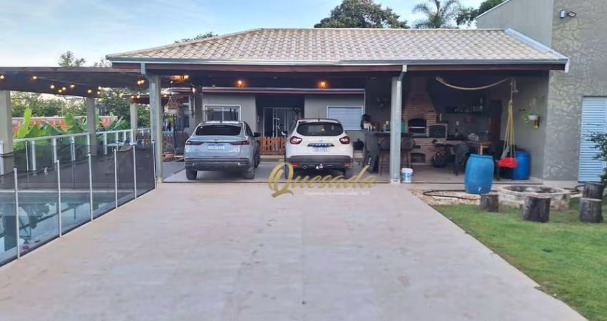 Chácara seminova à venda, 3 quartos, planejados, piscina, Recreio Campestre Viracopos, Indaiatuba.
