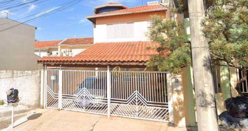 Sobrado à venda, 4 quartos, 2 suítes, quintal, Jardim Valença, Indaiatuba.
