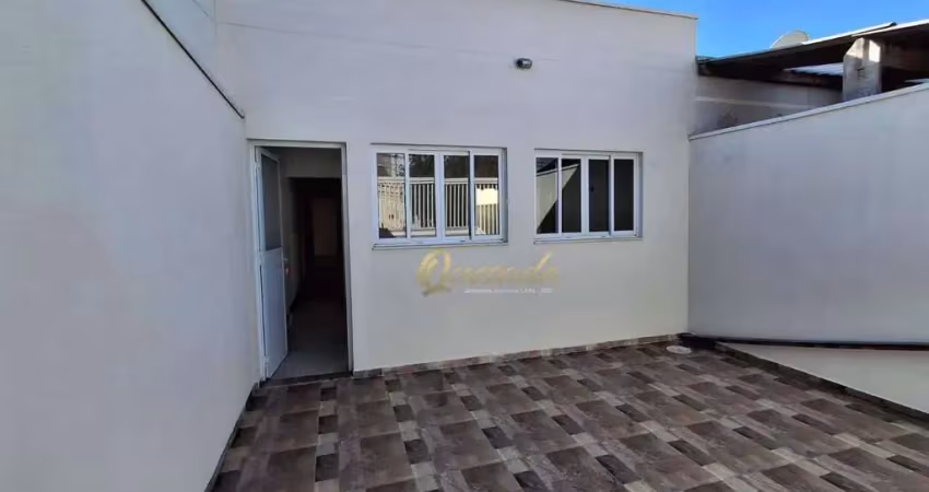 Casa térrea à venda, 2 dormitórios, quintal, jardim regente, indaiatuba.
