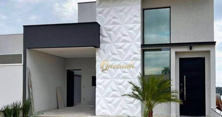 Casa térrea, à venda, 3 dormitórios, planejados, fotovoltaica, piscina, Condomínio Mantova, Indaiatuba.