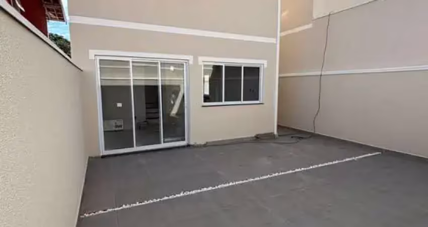 Sobrado novo à venda, 3 quartos, 1 suíte, condomínio residencial flamboyant, indaiatuba.
