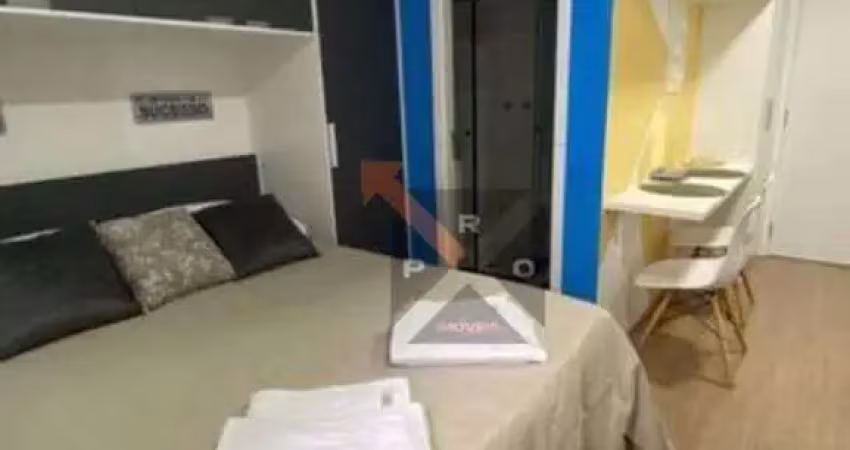 Apto metrô brás - 1 dormitório, cozinha, 1 wc, armários em todos os ambientes, piso laminado no quarto e na sala, teto com gesso, piso em porcelanato