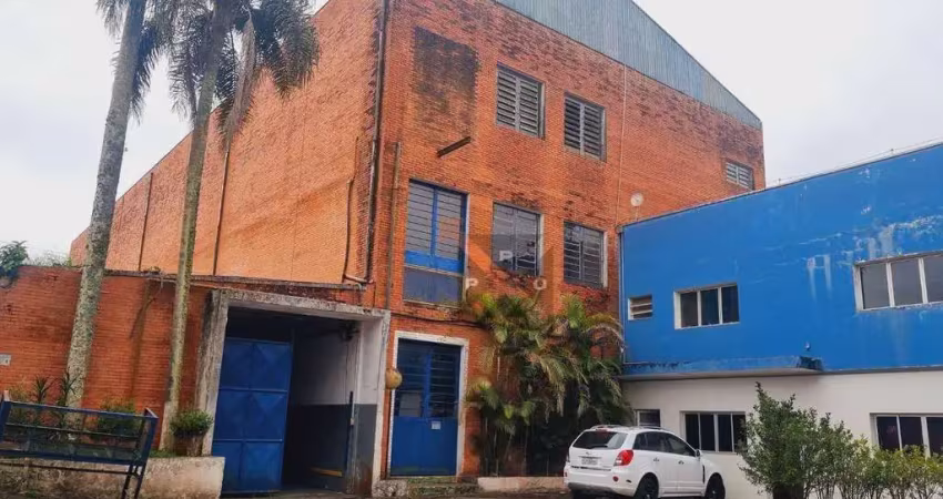Barracão / Galpão / Depósito com 10 salas à venda na Travessa Ana Néri, 75, Centro, Embu das Artes