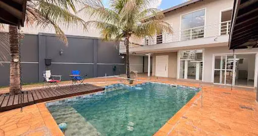 Casa asobradada de 3 qts e 1 suíte a venda em araras/sp