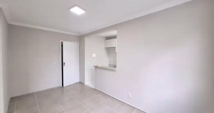 Apto 2/4 Reformado em Lauro de Freitas