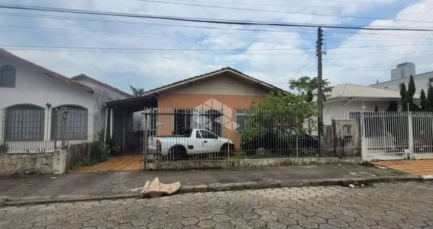 Terreno com viabilidade para 8 pavimentos no jardim atlântico