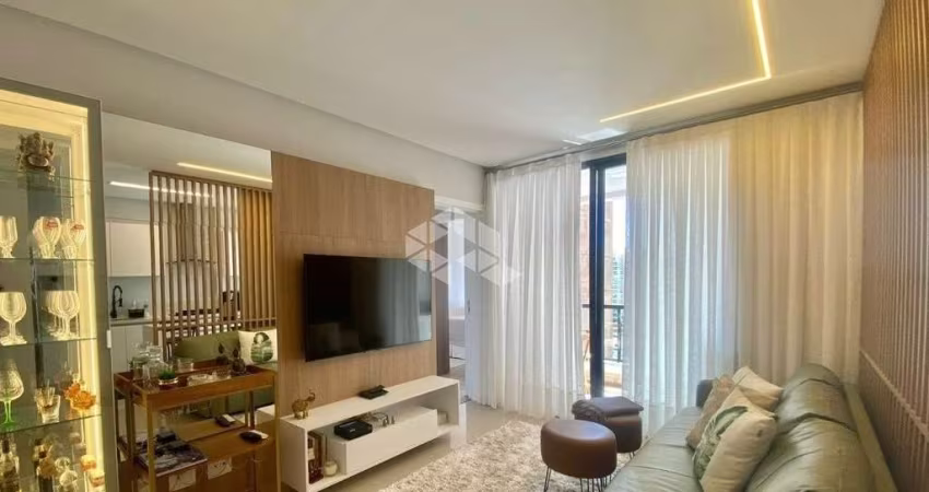 Apartamento alto padrão na Agronômica