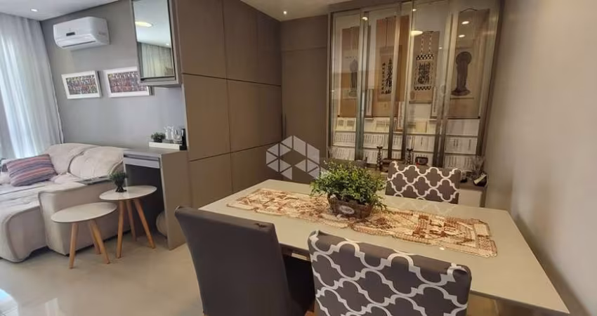 Apartamento com três dormitórios semi mobiliado em Barreiros, São José/SC