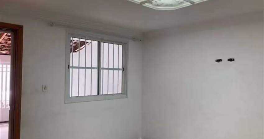 Boqueirao sobrado 3 dorms 3 suites , 2 vagas , quintal , dep empregada