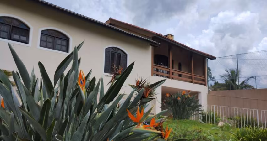 Casa 3 dormitórios para Venda em Atibaia, Jardim Paulista, 3 dormitórios, 1 suíte, 4 banheiros, 6 vagas