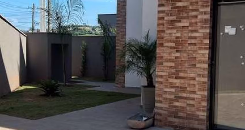 Casa 2 dormitórios para Venda em Atibaia, Nova Cerejeira, 2 dormitórios, 2 suítes, 3 banheiros, 2 vagas