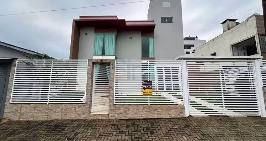 Casa a venda na Efapi em Chapecó/SC.