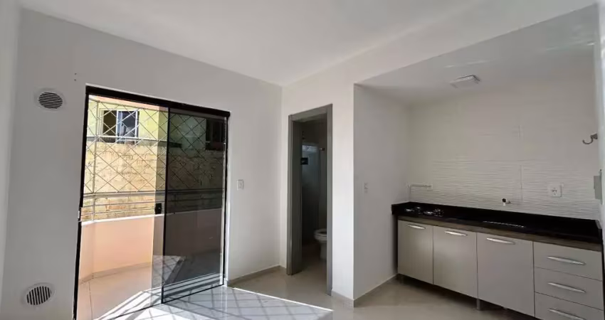 Apartamento para Locação de Fundos