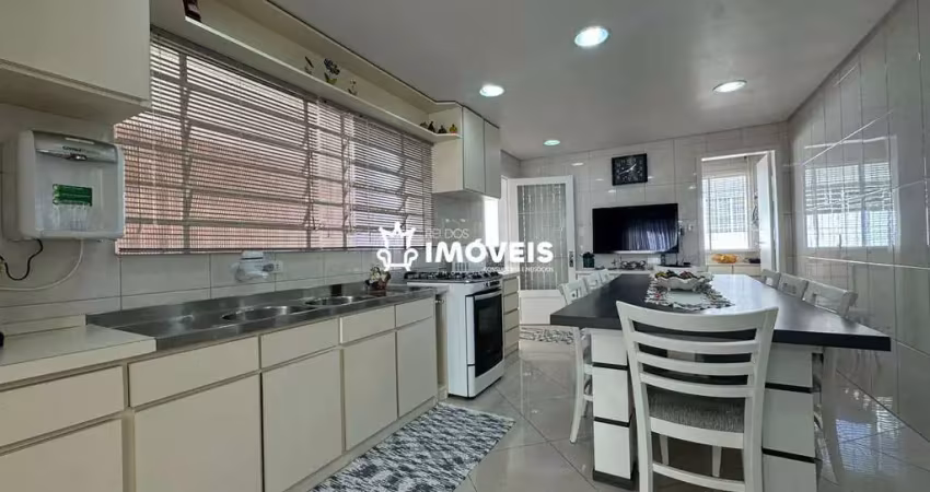 EXCELENTE CASA NO BAIRRO CRUZEIRO COM 03 DORMITÓRIOS